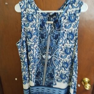 Blue sleeveless tunic
